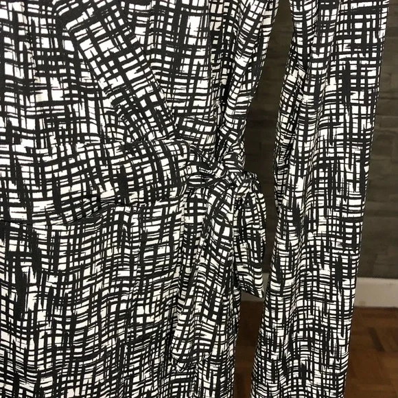 Max Cocos faux-wrap dress - Picture 5 of 7